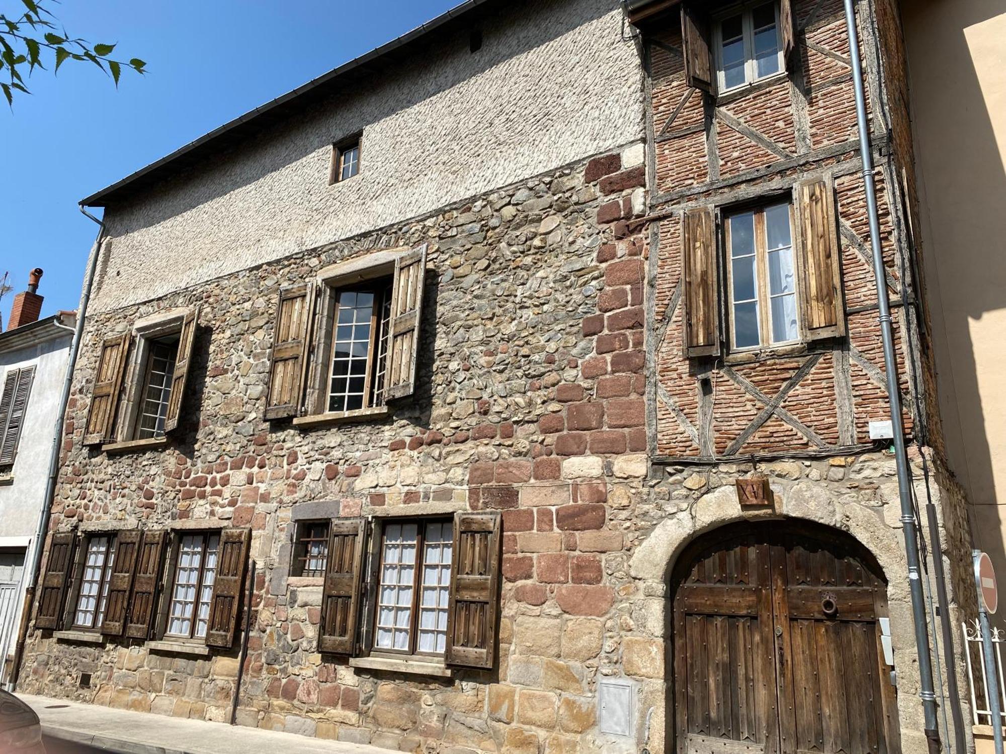 Chez Vous... A La Chanoinerie Brioude Zewnętrze zdjęcie